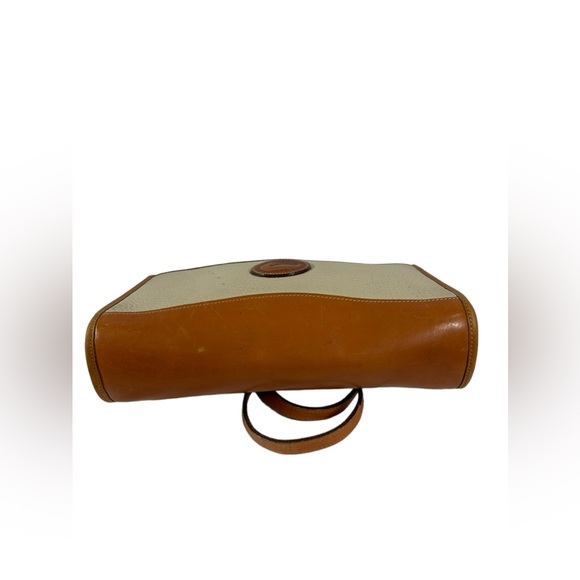 RARE DOONEY & BOURKE ivory two tone leather  crossbody with exterior pockets - Picture 5 of 12